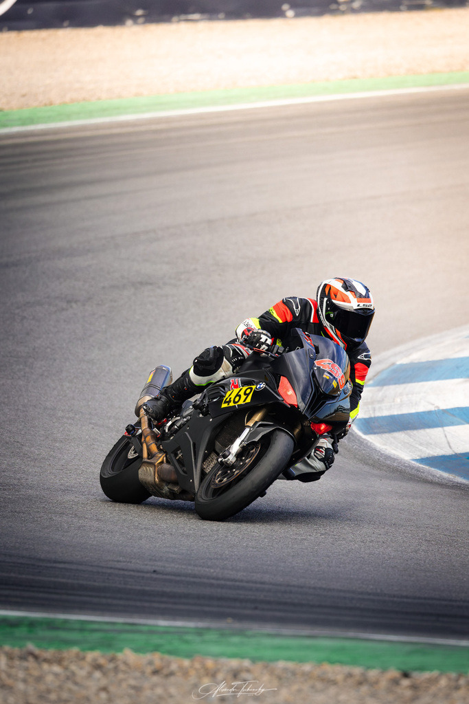 Ducati Trackday Hockenheimring 2026 | Entdecken Sie die faszinierende Welt von Alexander Tschuncky Arts: Kreative Fotografie, atemberaubende Automobilkunst und hochwertiger Bilderdruck. Lassen Sie sich inspirieren! - Realisiert mit Pictrs.com