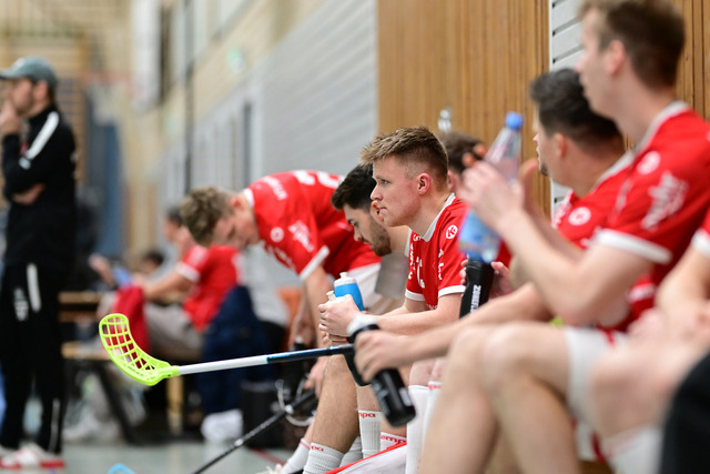 Floorball I Herren I Saison 2024-2025 I 2. FBL Herren Nord-West I 12. Spieltag I MTV Mittelnkirchen - SSF Dragons Bonn II I 037553 | Der Sportfotograf. - Realisiert mit Pictrs.com