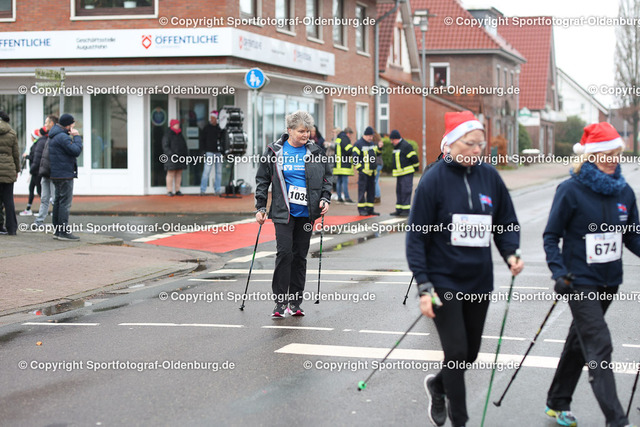 WMLA2275 | Bildershop "Sportfotograf-Oldenburg" mit Fotos von Sportevents in Oldenburg und Umzu. - Realisiert mit Pictrs.com