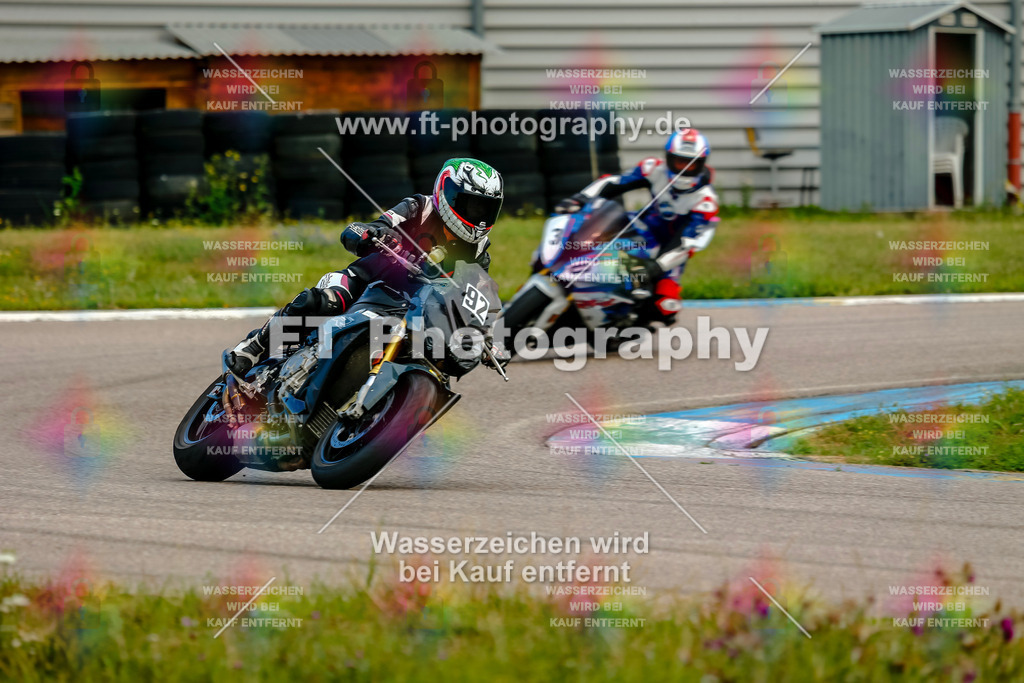 Chambley Juli-0039 | Hier findet Ihr Bilder von Touristenfahrten auf der Nürburgring Nordschleife oder von anderen Veranstaltungen die ich besucht habe. Viel Spass beim Durch Schauen 