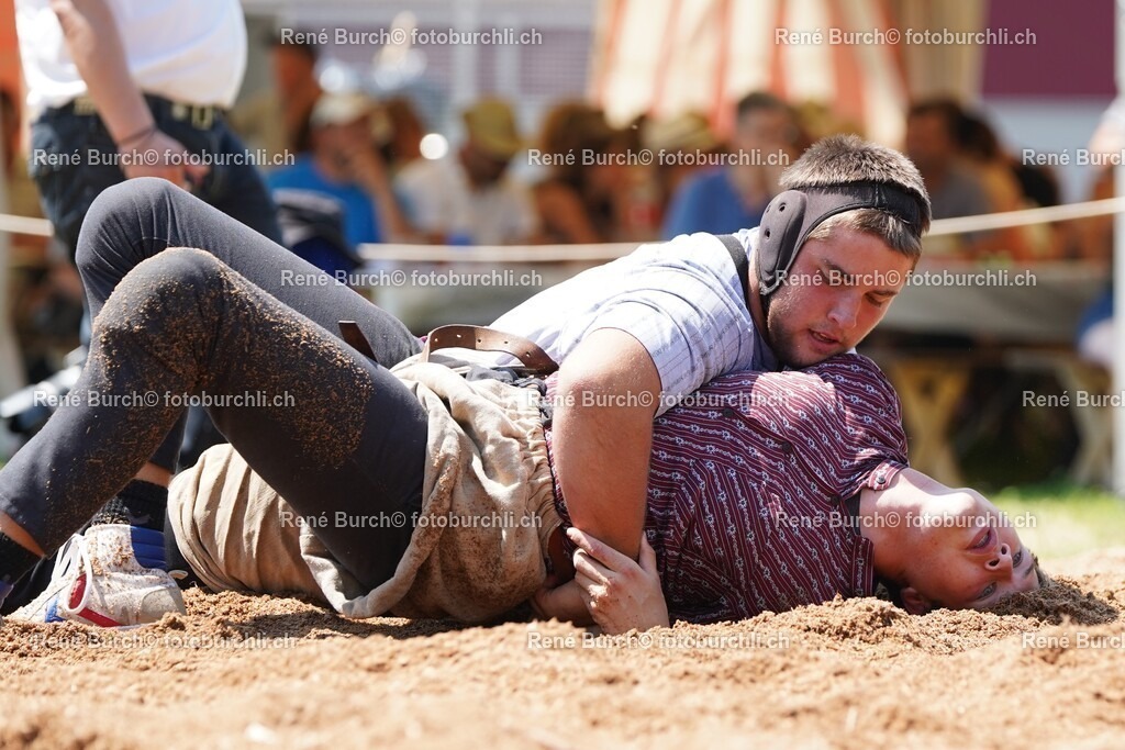 39 | René Burch leidenschaftlicher Fotograf aus Kerns in Obwalden.  Hier finden sie Sport, Landschaft und Natur Fotografie.
 - Realisiert mit Pictrs.com