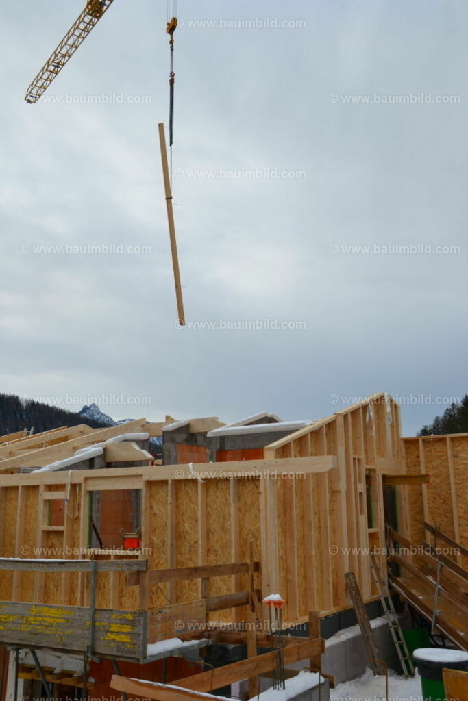 bib-lg09-holzbau-0131 | Nach LV-Leistungsgruppen sortierte Detailfotos über den Bau eines Hauses. Alle Hausbau-Bilder direkt vom Urheber und Autor der Website Haus-Selber-Bauen.com