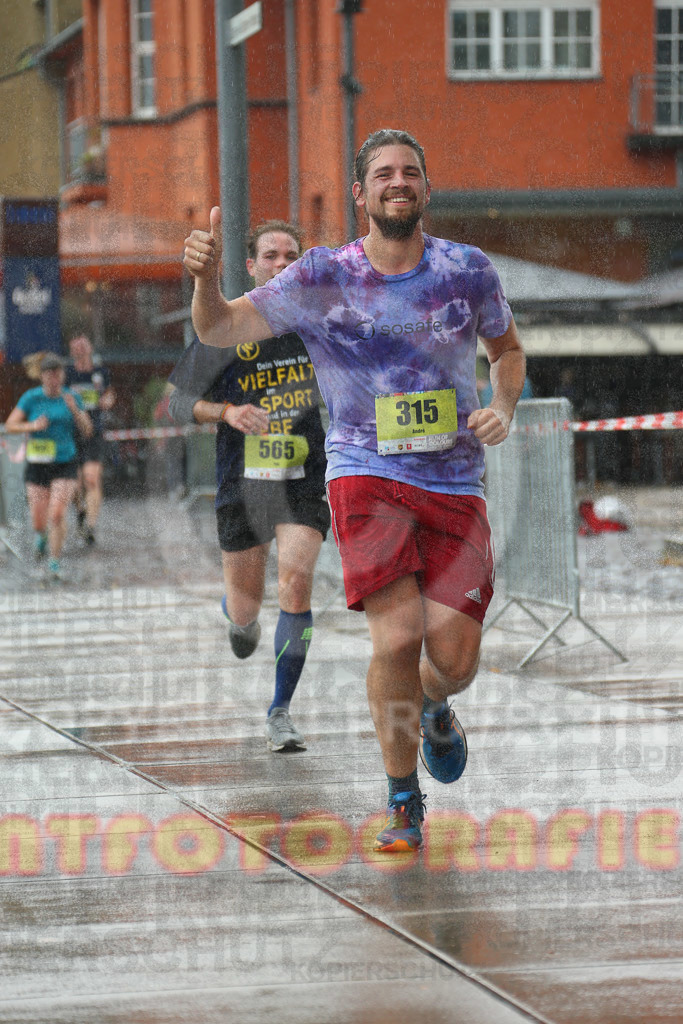 220917_1510_EX1_4920 | Sportfotografie im Rhein-Sieg Kreis, Köln, Bonn, NRW, Rheinland Pfalz, Hessen, etc. Unser Tätigkeitsfeld umfasst den Laufsport vom Volkslauf über den Marathon, Duathlon, Triathon bis zum Ultralauf wie Kölnpfad Ultra oder Schindertrail.