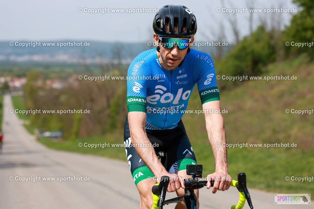 540_AR6_9791 | Neusiedlersee Radmarathon 2026@sportshot_your_pictrs #yourpictures#roadtowm2029 #nrm #neusiedlerseeradmarathon #neusiedlersee #neusiedlerseetourismus #burgenland #mörbisch #nrm26 #burgenlandtourismus #voglundco #poweredbyburgenlandtourismus #radsport #rad #marathon #ucigranfondo #visitburgenland #ucigranfondoworldseries