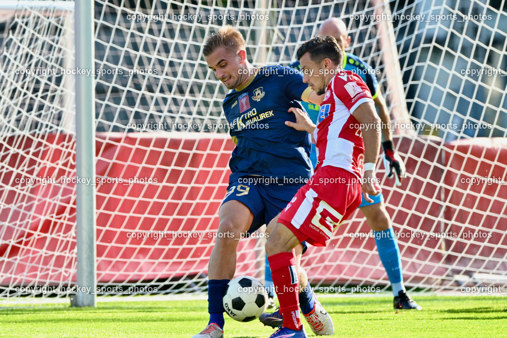 ATUS Velden vs. GAK | #99 Luca Alexander Pollanz ATUS Velden, #10 Christian Lichtenberger GAK, ATUS Velden vs. GAK, ATUS Velden vs. GAK am 26.07.2024 in Villach (Stadion Lind), Austria, (Photo by Bernd Stefan)