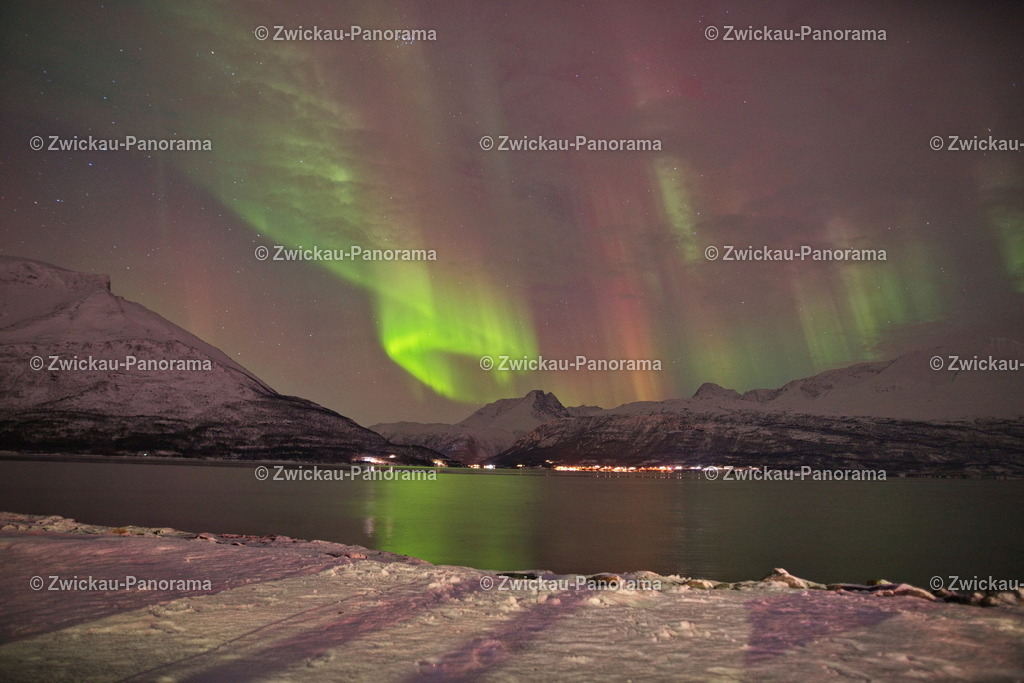 2024_1231_Urlaub_Norwegen_1019 | Urban. Natur. Panorama. Luftbild. 
Der Bildershop für aufregende Perspektiven!
Für Deko, Wandbild und Kalender!
Wir bringen LED-Bilder zum Leuchten!
