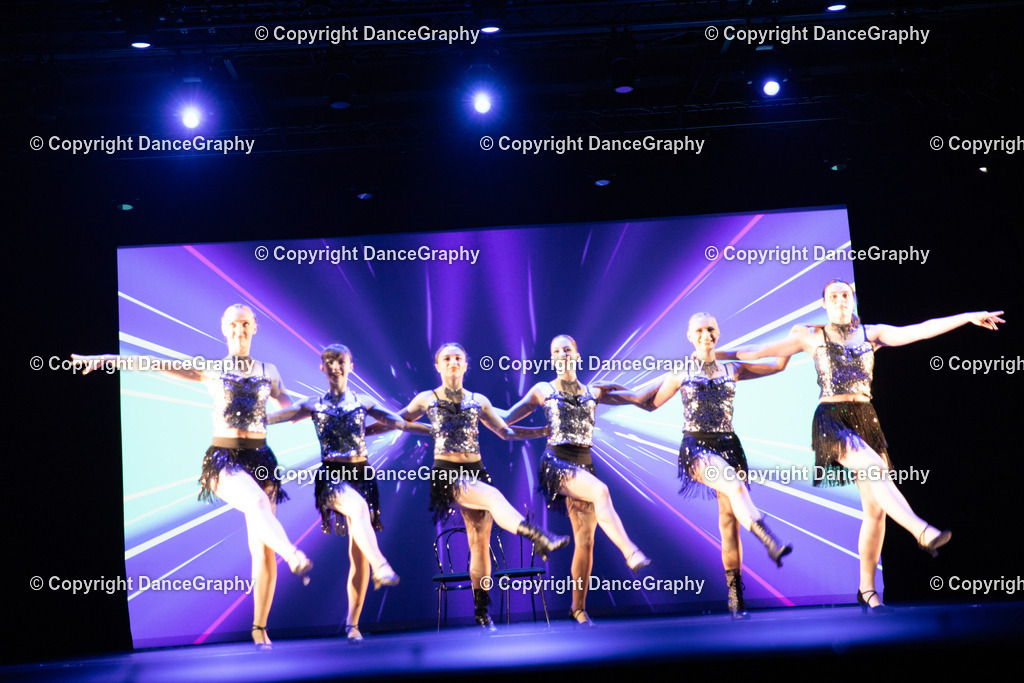 GPHY4207 | DanceGraphy - Realisiert mit Pictrs.com