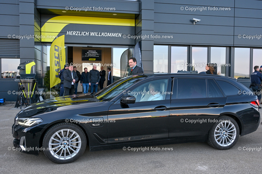 Bauernprotest_ Poendorf_ Lasco_ 08.03.2024-47 | 08.03.2024, Poendorf, AUT, Bauernprotest, im Bild Bauernprotest, Bauern, Landwirte, Traktoren, Fa. Lasco, Demo, Kundgebung

BM Norbert Totschnig(VP, Land- und Forstwirtschaft, Regionen und Wasserwirtschaft)