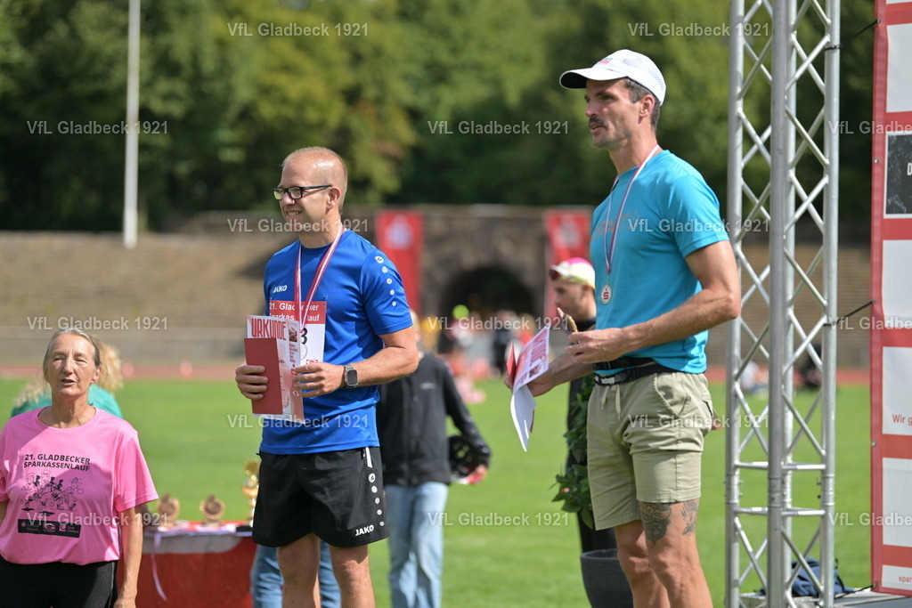 2026-08-23_Sparkassenlauf_Siegerehr_KH_00004 | Die Fotografen - Realisiert mit Pictrs.com