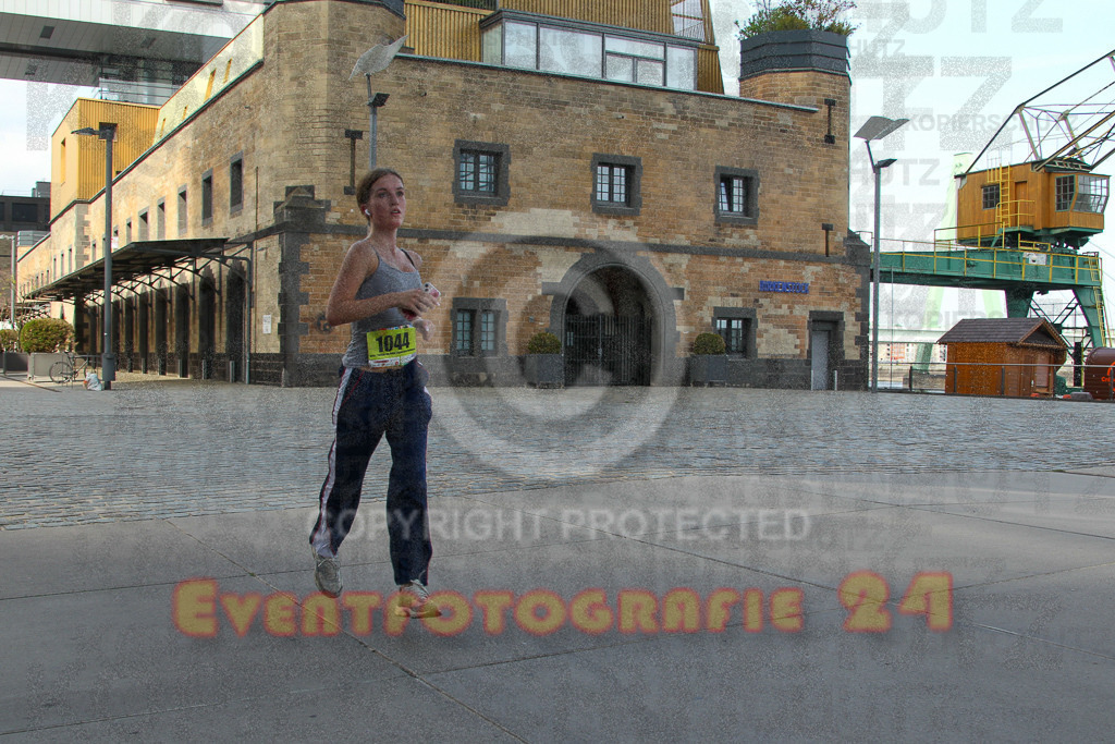 250920_1503_EV4_7982 | Sportfotografie im Rhein-Sieg Kreis, Köln, Bonn, NRW, Rheinland Pfalz, Hessen, etc. Unser Tätigkeitsfeld umfasst den Laufsport vom Volkslauf über den Marathon, Duathlon, Triathon bis zum Ultralauf wie Kölnpfad Ultra oder Schindertrail.