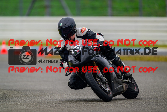 MaZZes_Fotomatrix_20240923_6007705_2931 | Fotograf Mathias Schmid
Sportfotograf,
Eventfotograf,
Hochzeitsfotograf,
Portraitfotograf