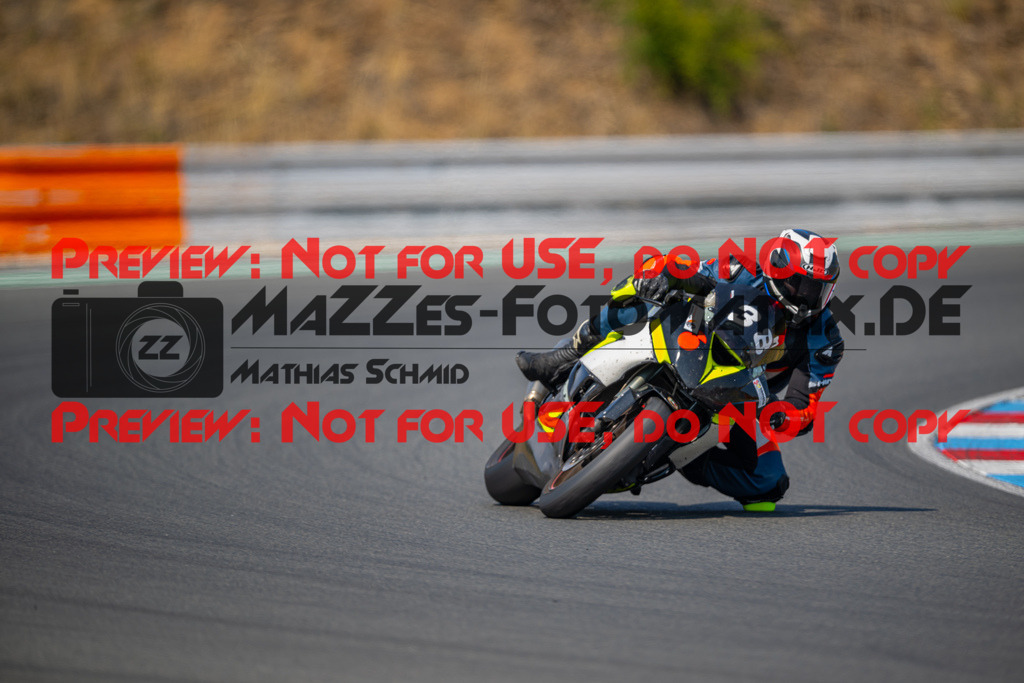 MaZZes-Fotomatrix-20260805-527675 | OPEN