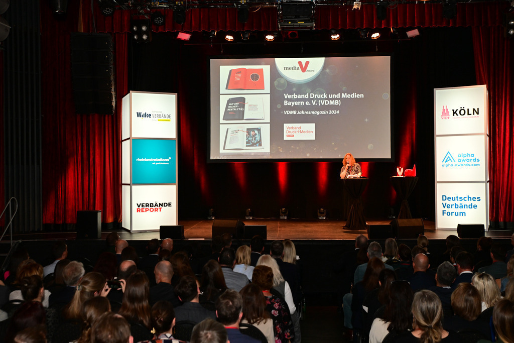 0128Media_V_Award_2025_Foto_Stefan_Wernz | Fotograf Köln - Realisiert mit Pictrs.com