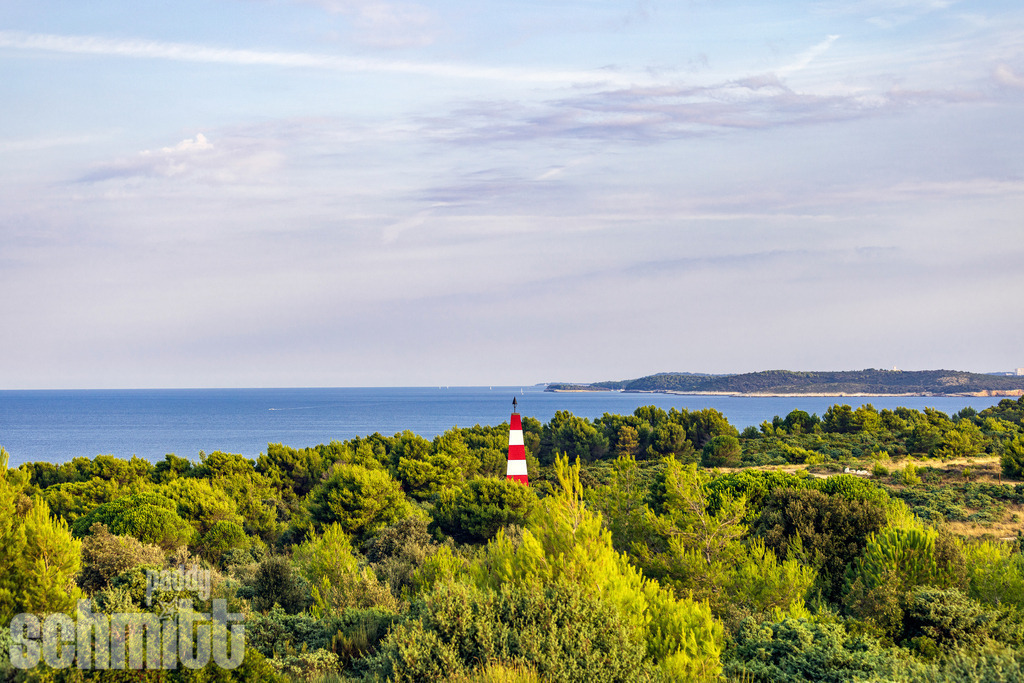 PS-Kroatien-2026-79 | Entdecke die größte Bildgalerie der Region mit Fotografien aus dem Allgäu, der Bodenseeregion, Oberschwaben, dem Donautal und der Schwäbischen Alb. Landschaften, Luftaufnahmen und Reisefotografie als Wandbild und Fotokunst. - Realisiert mit Pictrs.com