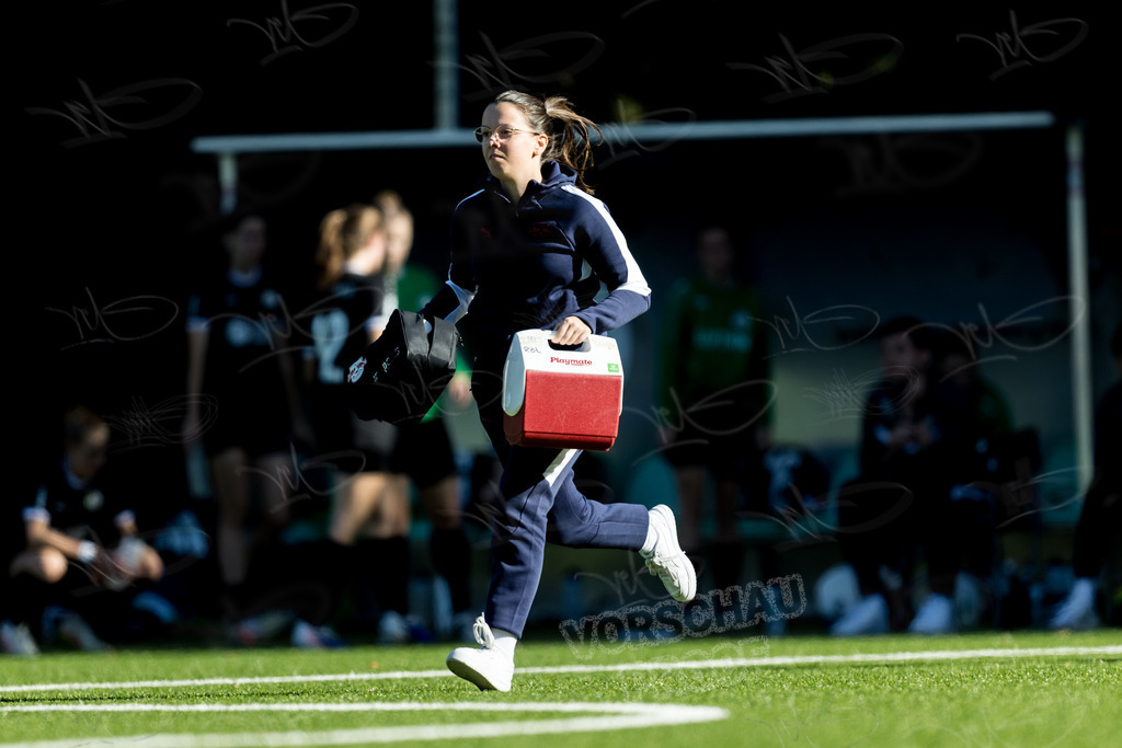 Frauen-Regionalliga Nordost | 3. Spieltag FSV Babelsberg 74 : RasenBallsport Leipzig II - Realisiert mit Pictrs.com