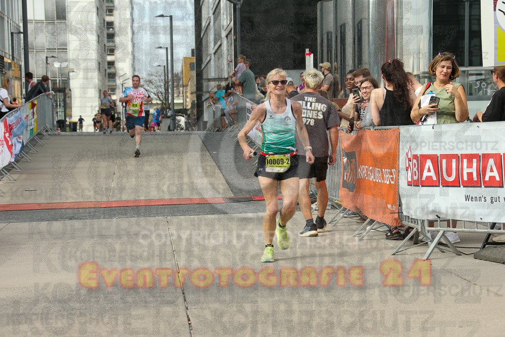 250920_1523_EX1_9232 | Sportfotografie im Rhein-Sieg Kreis, Köln, Bonn, NRW, Rheinland Pfalz, Hessen, etc. Unser Tätigkeitsfeld umfasst den Laufsport vom Volkslauf über den Marathon, Duathlon, Triathon bis zum Ultralauf wie Kölnpfad Ultra oder Schindertrail.