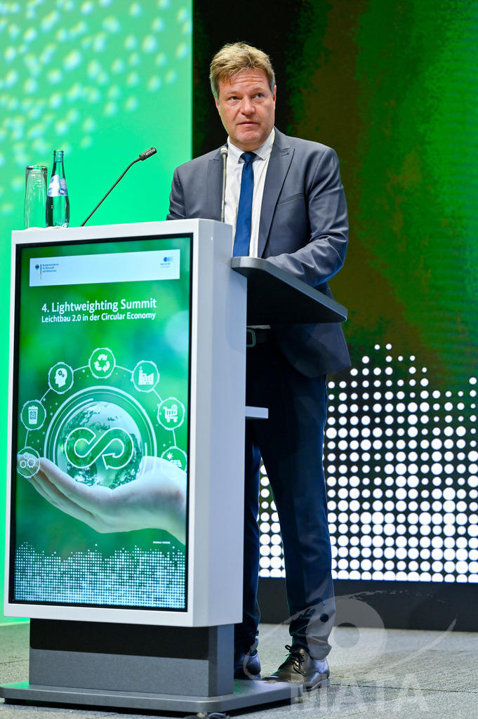 _DWA8062 | MATA IndoCon - Realisiert mit Pictrs.com