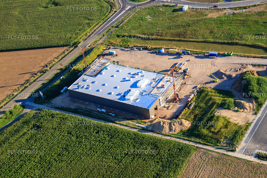 Neubau der TRANSAC Intern. Speditionsgesellschaft mbH https://www.transac.de/ | Luftbild: Neubau der TRANSAC Intern. Speditionsgesellschaft mbH https://www.transac.de/ in Rülzheim im Bundesland Rheinland-Pfalz in Deutschland. Foto: IMG_59620.jpg vom 04.09.2013 durch Werner Riehm/FLY-FOTO.de - Realisiert mit Pictrs.com