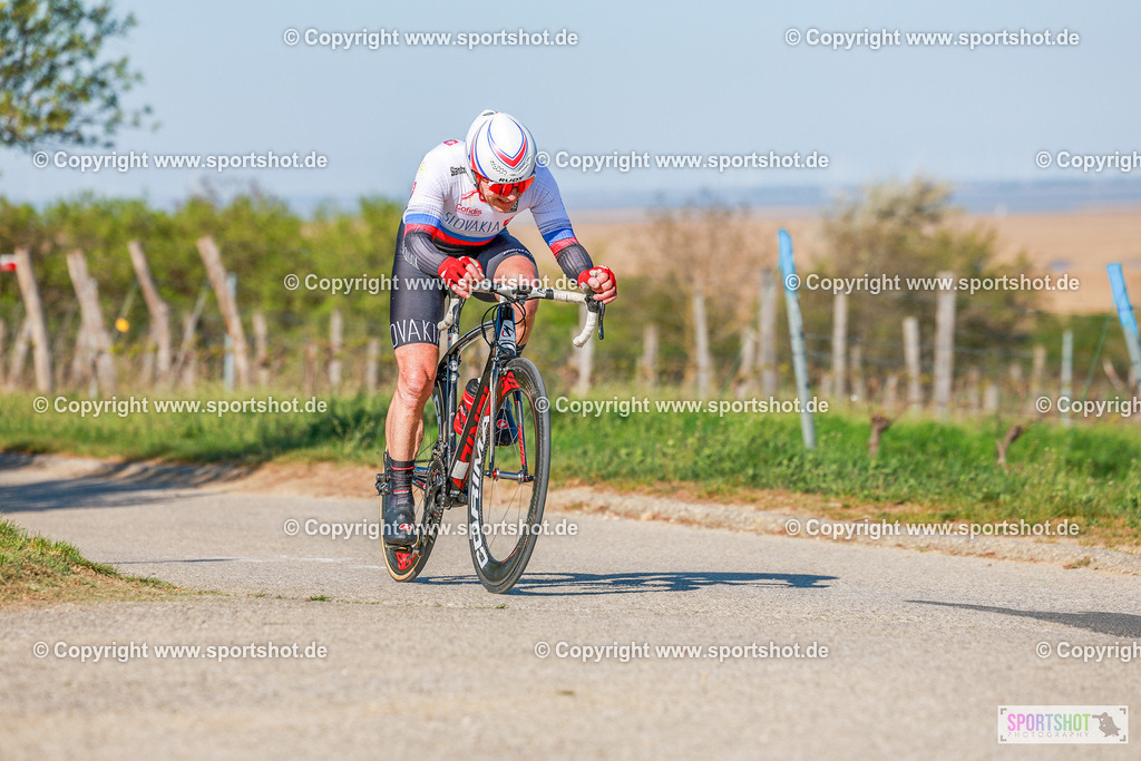 723_AR6_8306 | Neusiedlersee Radmarathon 2026@sportshot_your_pictrs #yourpictures#roadtowm2029 #nrm #neusiedlerseeradmarathon #neusiedlersee #neusiedlerseetourismus #burgenland #mörbisch #nrm26 #burgenlandtourismus #voglundco #poweredbyburgenlandtourismus #radsport #rad #marathon #ucigranfondo #visitburgenland #ucigranfondoworldseries
