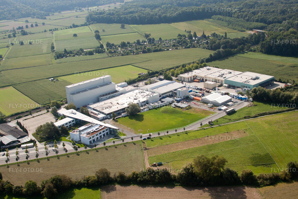 Luftbild: Werksgelände des Chemieproduzenten KLEBCHEMIE M. G. Becker GmbH & Co. KG in Weingarten im Bundesland Baden-Württemberg in Deutschland. Foto: IMG_33378.jpg vom 05.09.2010 durch Werner Riehm/FLY-FOTO.de