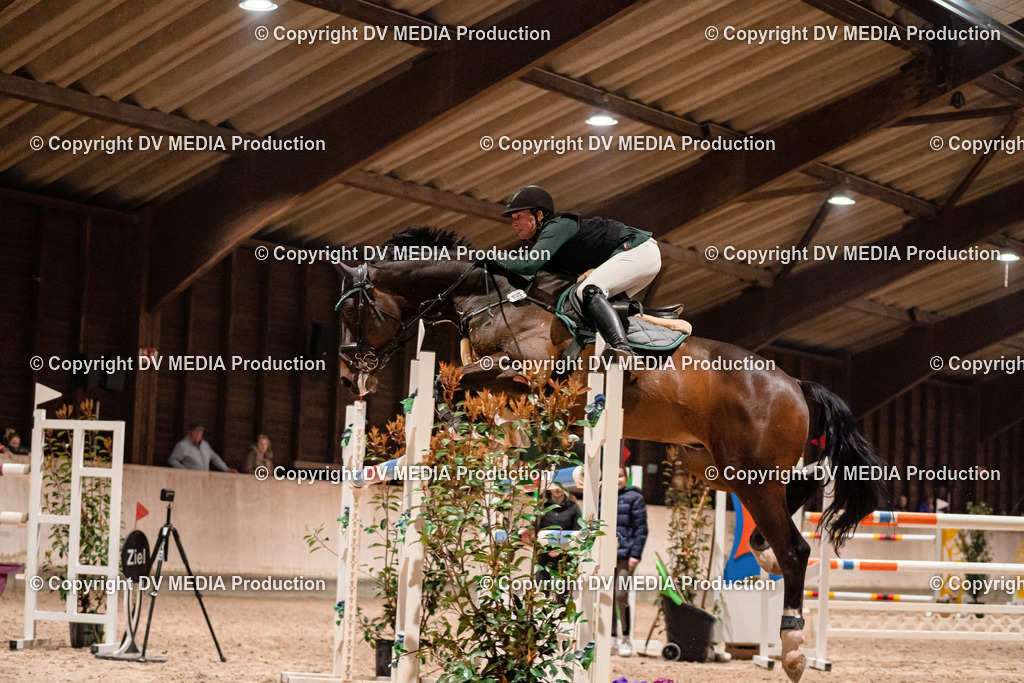 Springen Tag 2-921 | dv-media-shop - Realisiert mit Pictrs.com