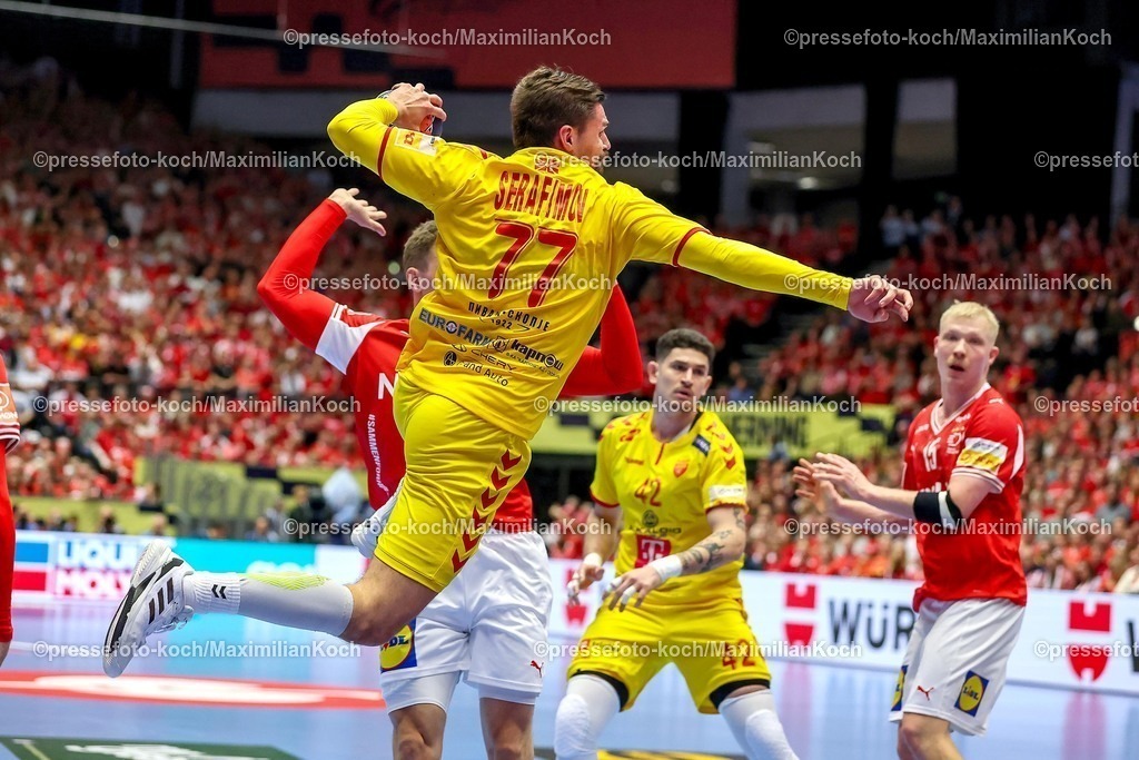 EHF16012602037 | 16.01.2026, Handball, Men's EHF EURO 2026, Dänemark - Nordmazedonien, Jyske Bank Boxen in Herning, Dänemark, Preliminary Round:  Martin Serafimov (North Macedonia #77) 