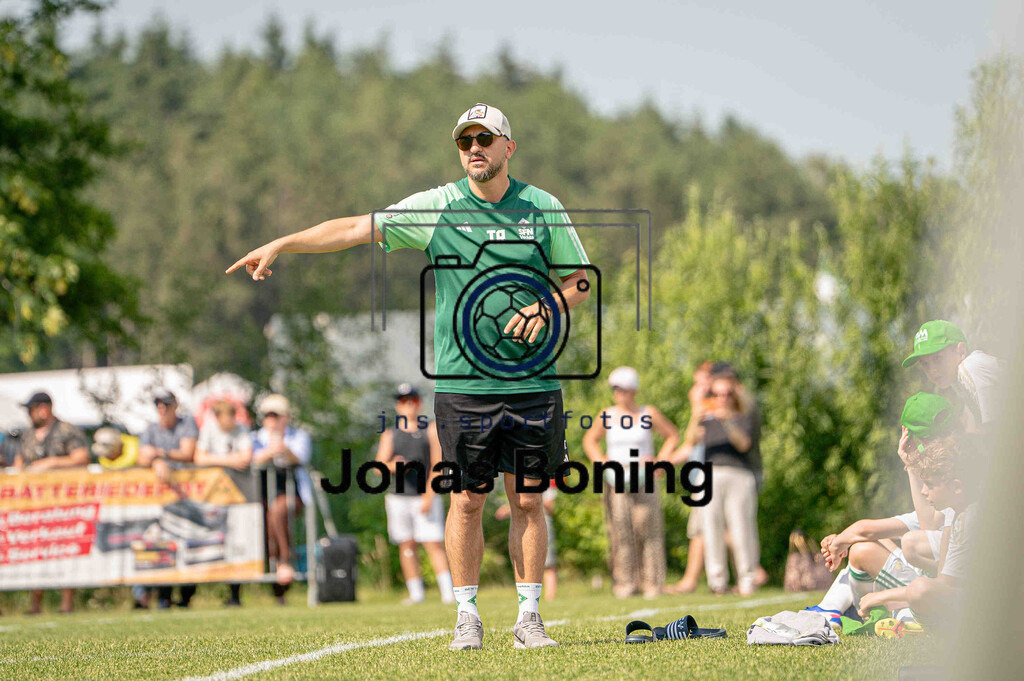 Fußball I E-Junioren I Saison 2025-2026 I OM-Cup Lüsche I Samstag  I 22964 | jns.sportfotos - Realisiert mit Pictrs.com