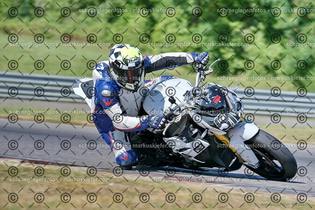 25bt04-0137 | markuskiefer.com - Realisiert mit Pictrs.com