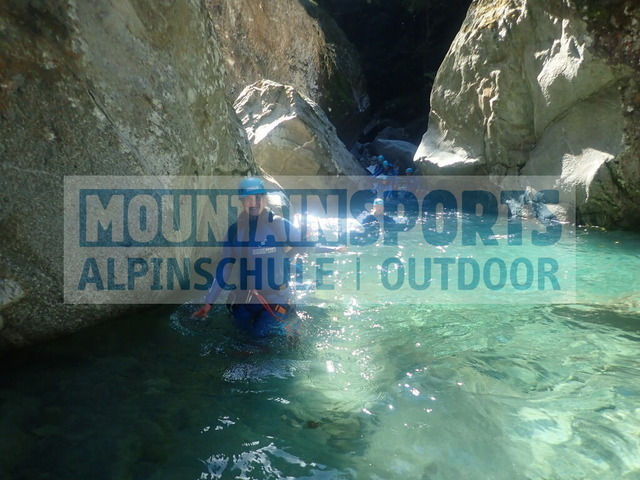 P1010044 | Bestelle die Bilder deines Berg- oder Wasser-Abenteuers mit Mountain Sports bequem von zu Hause aus direkt über unseren Online Fotoshop von pictrs.com. - Realisiert mit Pictrs.com