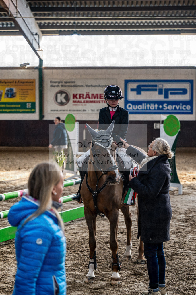 20240309-DOS_5787 | Entdecke hochwertige Reitturnierfotos von Foto Oger. Professionell, emotional und authentisch – jetzt Lieblingsmomente im Shop bestellen.Deutschlandweite Turnierfotografie. - Realisiert mit Pictrs.com