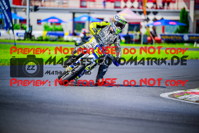 MaZZes_FotoMatrix_240713_6021986_6251 | UE40