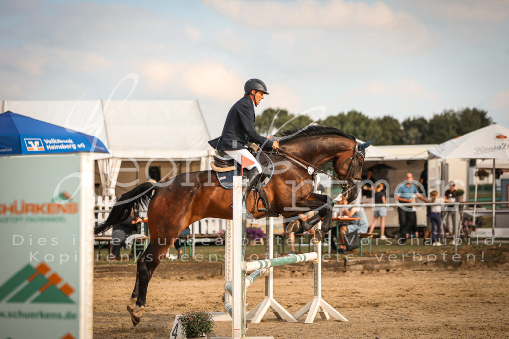 08.FrSpE00105 | Leoni Ertmer Photography - Realisiert mit Pictrs.com