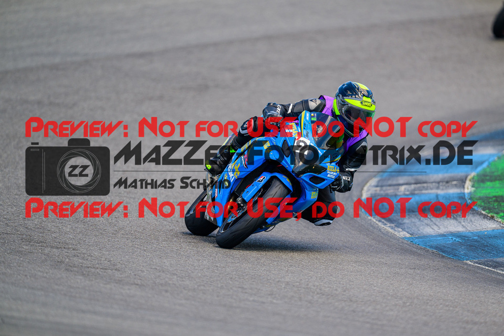 MaZZes_FotoMatrix_240520_6007705_6426 | INST