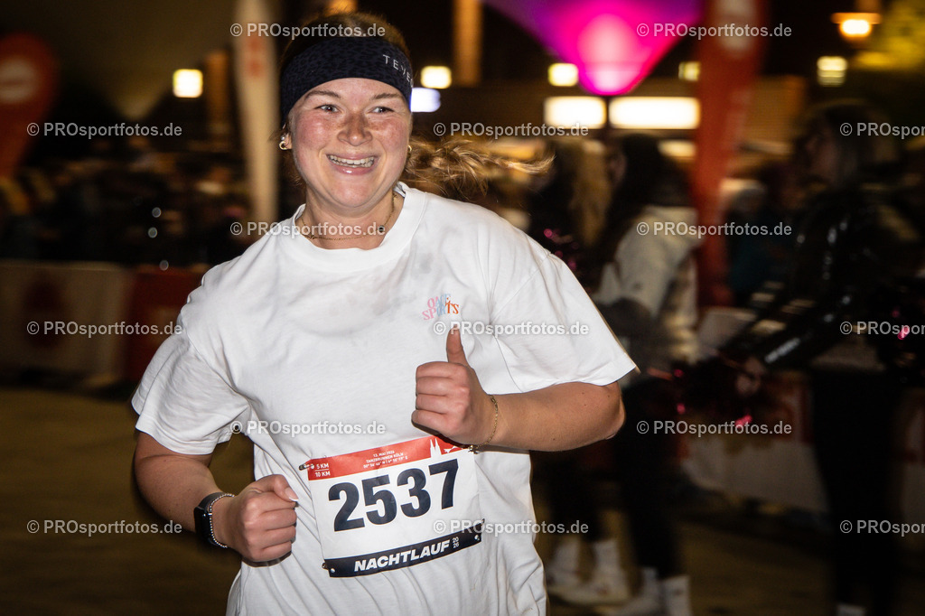 23. ASV Nachtlauf; Koeln, 13.05.26 | Impressionen vom 23. ASV Nachtlauf am 13.05.26 am Tanzbrunnen in Koeln. Foto: BEAUTIFUL SPORTS/Axel Kohring