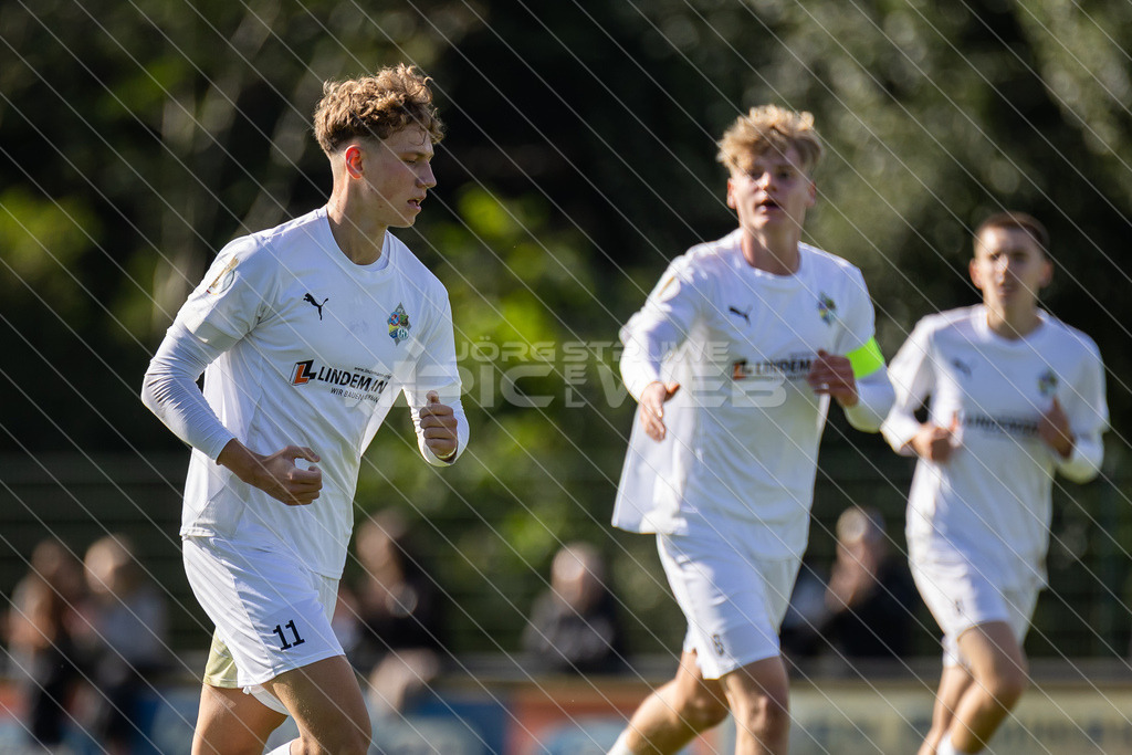 20251003_Picselweb-Fotografie_1R3_1294 | DFB Pokal 2. Runde, JFV A/O/B/H/H - SV Stuttgarter Kickers, Foto: Jörg Struwe - picselweb.de - Realisiert mit Pictrs.com