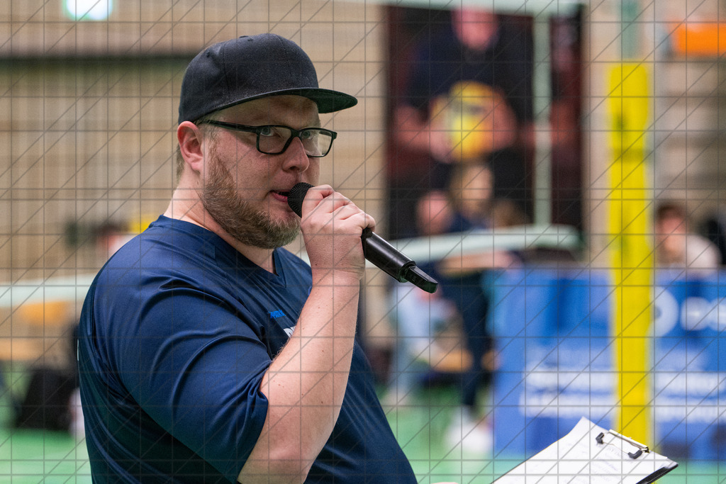 2. VBLF Nord 25/26 | Spiel 4087 | VC Osnabrück vs. BSV Ostbevern | Die Stimme des VCO (und vieler anderen Mannschaften) Dennis Kurth. //  07.02.26: 2. VBLF Nord 25/26 | Spiel 4087 | VC Osnabrück vs. BSV Ostbevern / Osnabrück / Deutschland  //   CREDIT:www.bullenfotos.de, Martin König, Hörner Weg 40, D-49078 Osnabrück, +4917663732967 // Nutzung und Weitergabe nur zu den vereinbarten Zwecken. Presseanfragen an Ersteller. Alle Rechte beim Ersteller. Honorierung nach MFM. - Realisiert mit Pictrs.com
