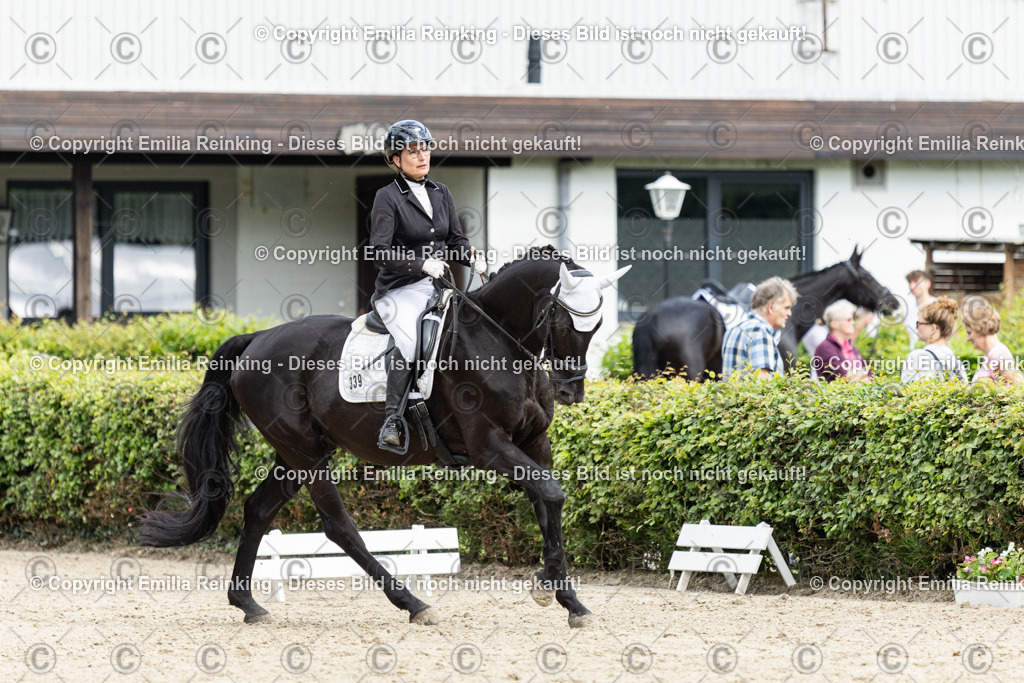 CL5A5321-2 | Emilia Reinking Fotografie - Realisiert mit Pictrs.com