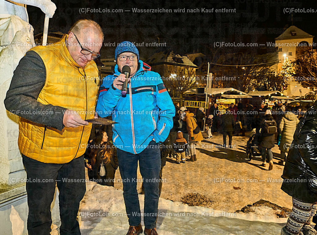 ALP4901_Wieselburger Advent_NikolausAbend_Lechner-Reiter | (C)FotoLois.com, Alois Spandl, WIESELBURGER ADVENT, der Nikolaus kommt zu den Kindern und bringt Geschenke, Fr 8. Dez. 2023.