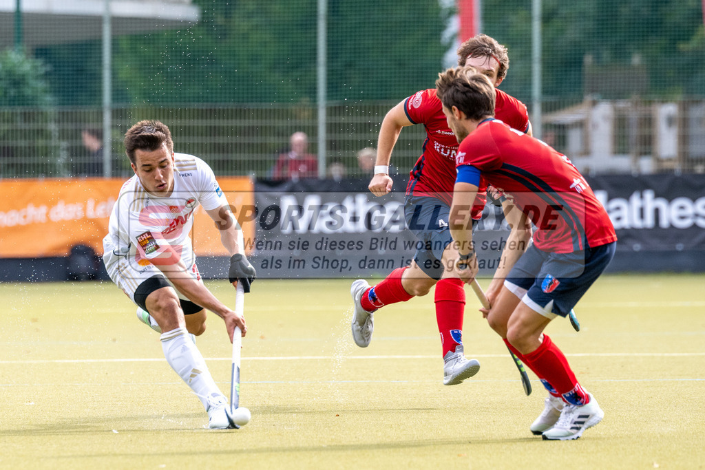 SFE_20230923_0022 | Hockey 1. Bundesliga Herren Rot-Weiss - Berliner HC am 23.09.2023 in Köln (KTHC Stadion Rot-Weiss Köln Tennis and Hockey Club), Photo: Stephan Fehrmann 2023 (Sports-Gallery),Phillip Holzmüller (Rot-Weiss Köln #21 )