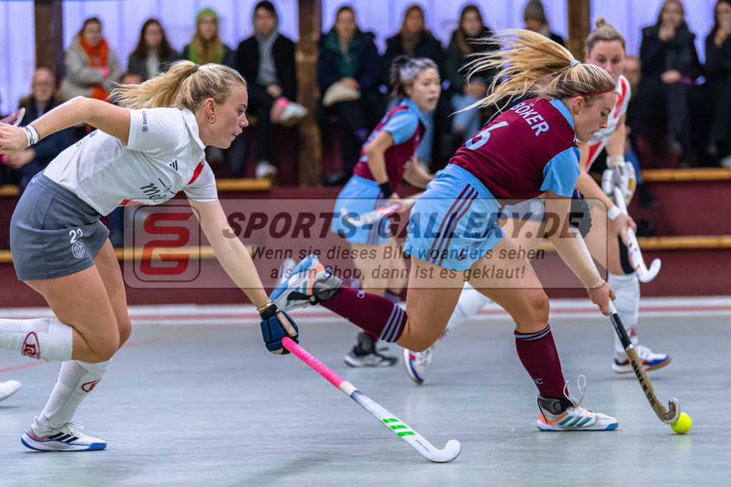 SM_20231216-D5A_5563 | 1.Bundesliga Hallenhockey  (W) UHC - DCadA / 3:2 (2:2)