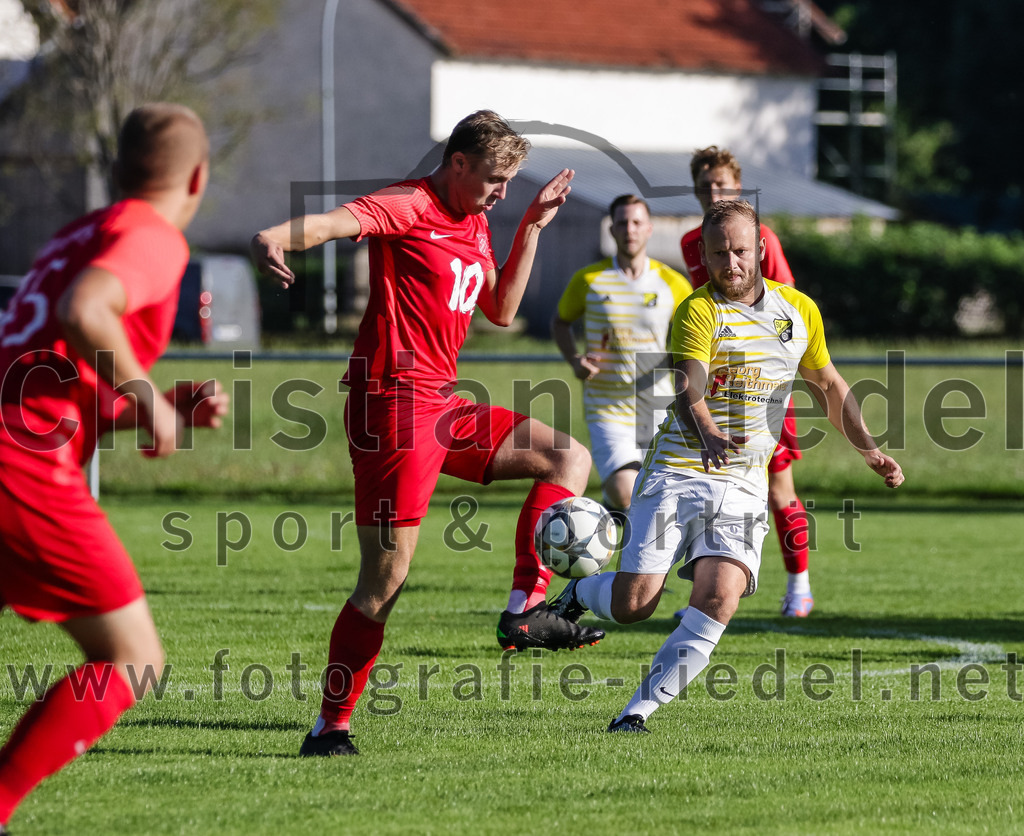 2023-08-18_007_SpVgg_Eichenkofen_gegen_FC_Langenpreising | Erding, Deutschland, 18.08.2023:
Fußball, A-Klasse 2023 / 2024, 3. Spieltag, SpVgg Eichenkofen gegen FC Langenpreising, Endergebnis: 0:2

Jesse Tauber (SpVgg Eichenkofen, #6)

Foto: Christian Riedel / fotografie-riedel.net