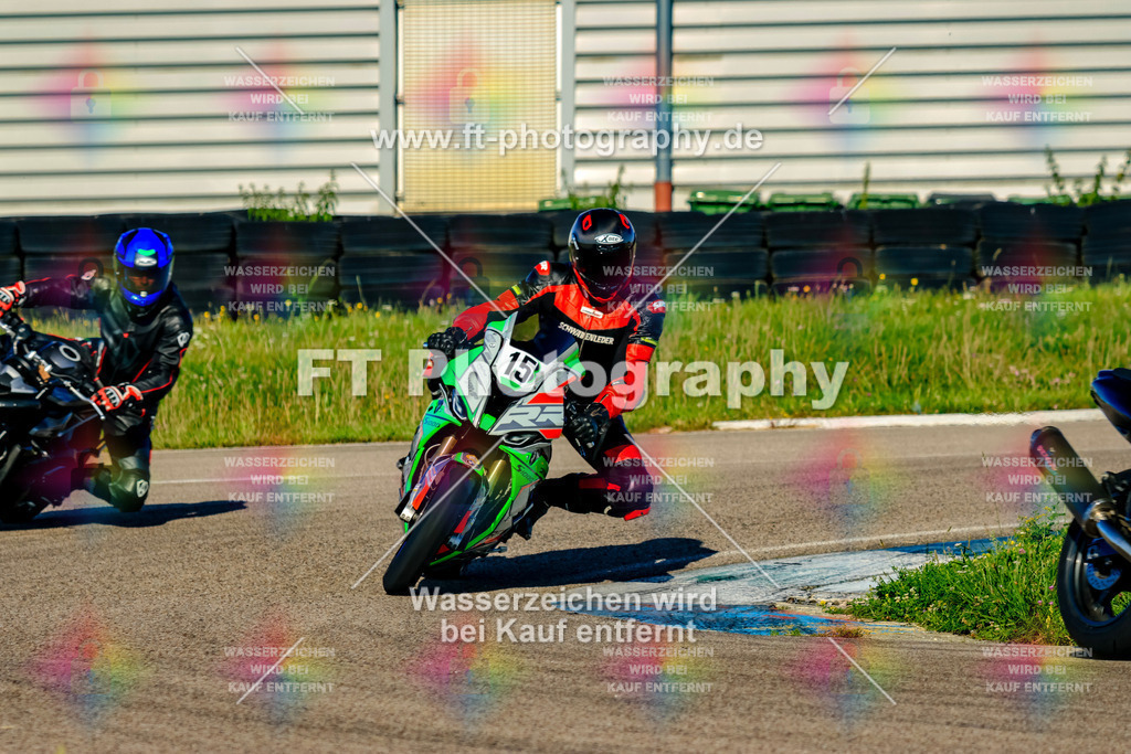 015-1327 | Hier findet Ihr Bilder von Touristenfahrten auf der Nürburgring Nordschleife oder von anderen Veranstaltungen die ich besucht habe. Viel Spass beim Durch Schauen 