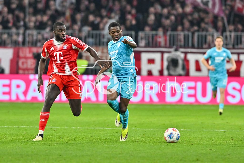FC Bayern München - TSG 1899 Hoffenheim | MUNICH, GERMANY - 08. FEBRUARY: im Duell Dayot UPAMECANO (FC Bayern Munich 2) und Bazoumana TOURE (TSG Hoffenheim 29) während dem Bundesligamatch zwischen dem FC Bayern München und der TSG 1899 Hoffenheim am 21. Spieltag in der Allianz Arena / DFL REGULATIONS PROHIBIT ANY USE OF PHOTOGRAPHS AS IMAGE SEQUENCES AND/OR QUASI-VIDEO