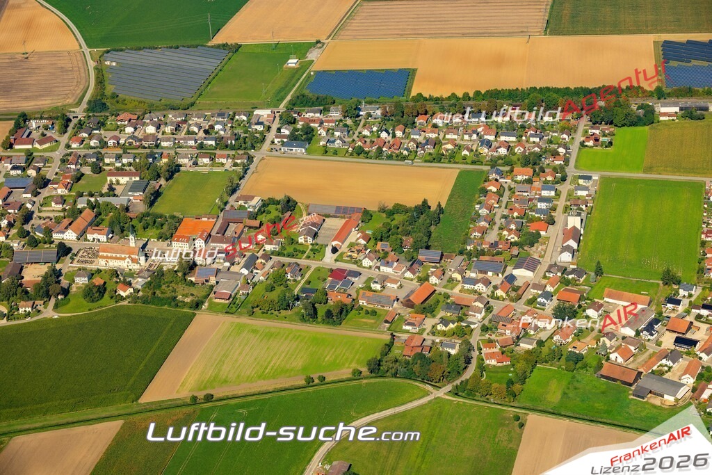 Das Luftbild zeigt :  Otzing - Die Luftaufnahme wurde 2023 vom UL-Flugzeug aus erstellt ( keine Drohne ) - Hochauflösende Luftaufnahme - Für grossformatige Ausdrucke geeignet. Die Geschenkidee !Mit Lizenz und Bildrechte bestellbar