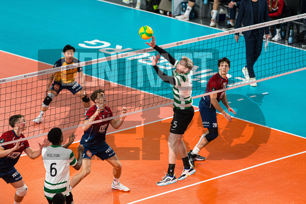 Volleyball I Herren I Saison 2025/2026 I CEV Champions League I CLVM69 I SVG Lüneburg - Sporting CP Lisboa | CONTRAST ZERØ MEDIA - Realisiert mit Pictrs.com