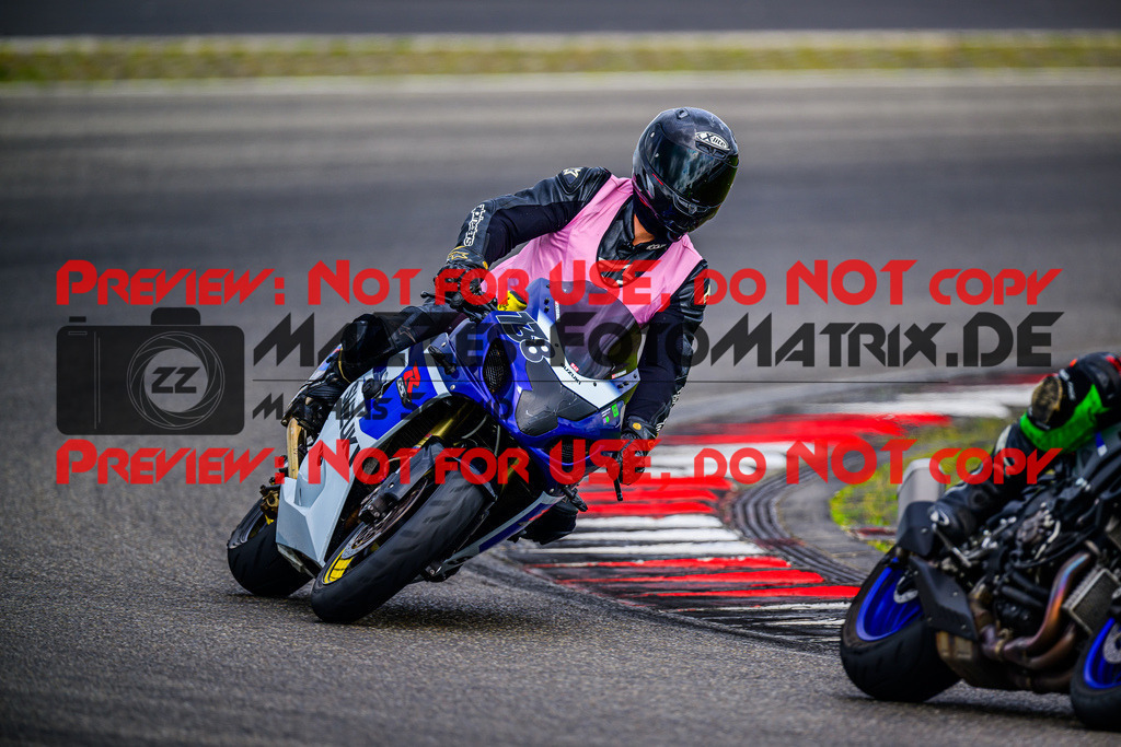 MaZZes_FotoMatrix_240717_6007705_6390 | INST