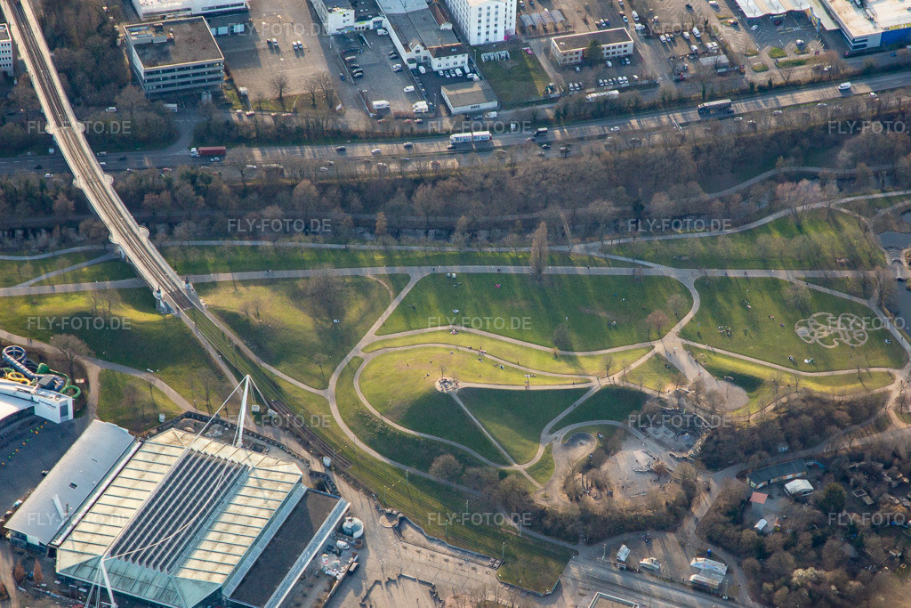 Mount Klotz in der Günther-Klotz-Anlage | Luftbild: Mount Klotz in der Günther-Klotz-Anlage im Ortsteil Südweststadt in Karlsruhe im Bundesland Baden-Württemberg in Deutschland. Foto: IMG_136010.jpg vom 21.02.2023 durch ©2025 Werner Riehm fly-foto.de/copyright - Realisiert mit Pictrs.com