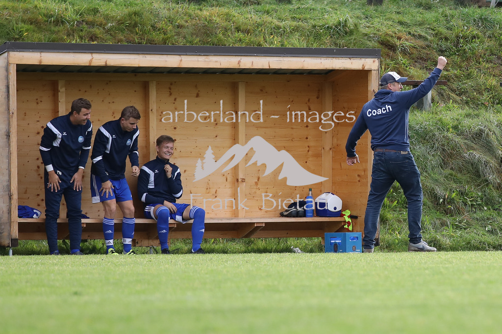 OE7A4509 | Medien- Sport- Entertainmentfotos