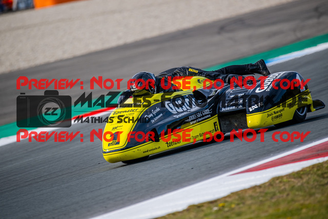 MaZZes_Fotomatrix-220422-97891 | Fotograf Mathias Schmid
Sportfotograf,
Eventfotograf,
Hochzeitsfotograf,
Portraitfotograf