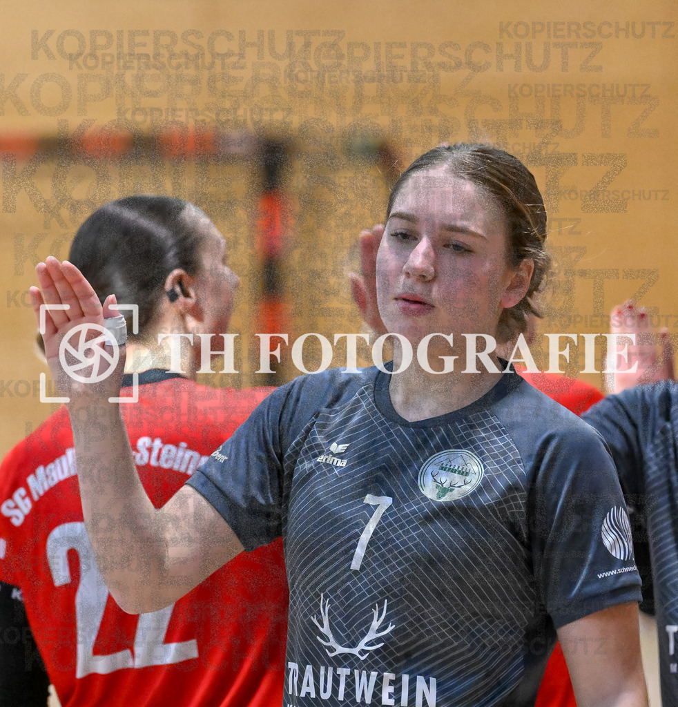 GER, SG Maulburg/Steinen - HB Kinzigtal, Frauen-Handball, Oberliga Suedbaden, 21. Spieltag, Saison 2024/2025, 06.04.2025 | Eva Kilguß (HB Kinzigtal, #07), Carina Schmid (HB Kinzigtal, #11)GER, SG Maulburg/Steinen - HB Kinzigtal, Frauen-Handball, Oberliga Suedbaden, 21. Spieltag, Saison 2024/2025, 06.04.2025Foto: TH Fotografie/Thomas Hess